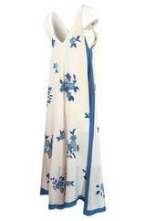 c.1974 Karl Lagerfeld for Chloe Blue Floral Print Silk Print Dress & Capelet