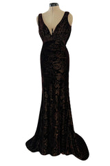 Documented Fall 2004 Richard Tyler Brown Printed Floral Velvet & Beaded Dress w Train & Plunge Back