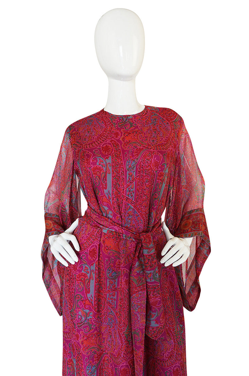 1970s Fine Pink Silk Chiffon Treacy Lowe Caftan Dress