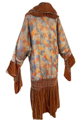 Fabulous 1920s Coral Silk Metallic Gold Lame Flapper Coat w Velvet Detailing