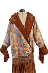 Fabulous 1920s Coral Silk Metallic Gold Lame Flapper Coat w Velvet Detailing