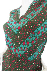 1940s Amazing Green Print Silk Swing Dress