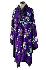 Outstanding 1920s Brilliant Floral Embroidered Rich Purple Silk Cape Cut Flapper Coat