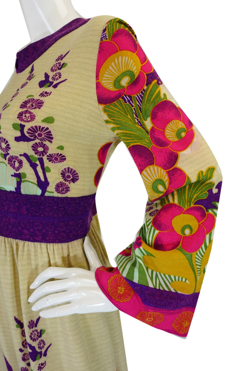 1970s Print Knit Goldworm Maxi Dress