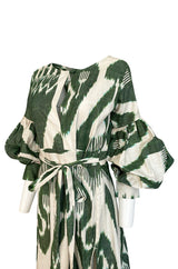 2018 Zazi Handmade Vintage Green & Ivory Cotton Ikat Caftan Dress