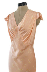 Stunning 1930s Bias Cut Soft Peach Pink Silk Lingerie Dress w Floral Daisy Print