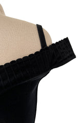 Documented Spring 1992 Azzedine Alaia Black Bodyt Hugging Knit Off Shoulder