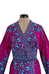 1970s Maurice Bright Fuchsia Pink & Brilliant Turquoise Print Jersey Dress