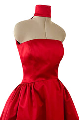 Stunning Halston Fall 2001 Red Silk Satin Dress w Unusual Attached Collar Detail
