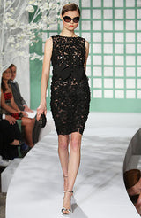 Resort 2009 Romantic Oscar De La Renta Black Lace Dress
