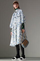 Spring 2005 Burberry Runway & Ad Campaign Blue & White Floral Print Full Cut Linen Trench Coat