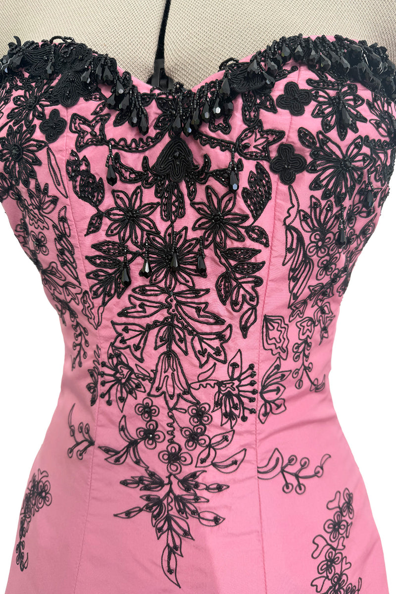 Exceptional Spring 2004 Oscar de la Renta Runway Look 39 Strapless Pink Silk w Black Embroidery & Beads