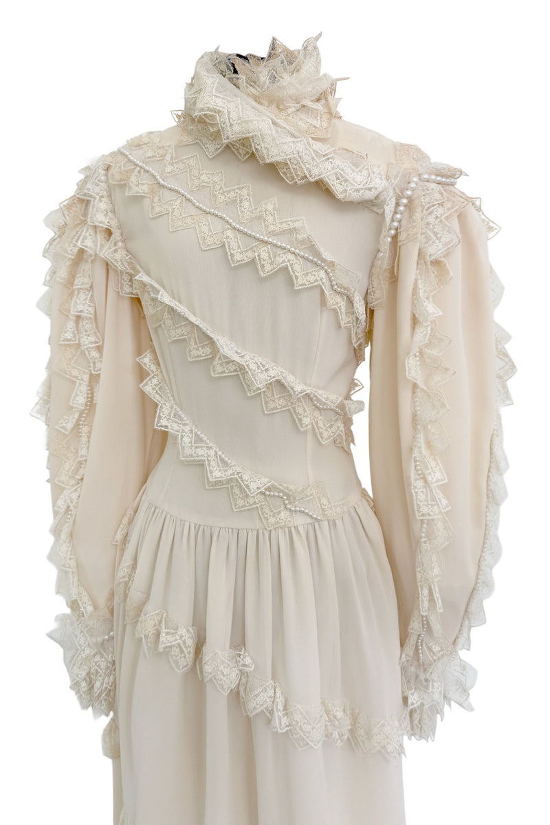 Incredibly Rare Fall 1979 Chloe by Karl Lagerfeld Couture Runway Ivory Chiffon & Lace Dress w pearl Details