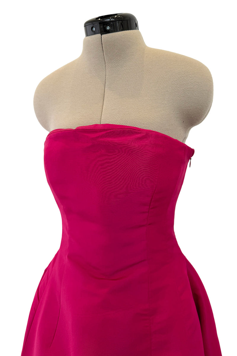 Gorgeous 1980s Oscar de la Renta Deep Fuchsia Pink Silk Strapless Silk Dress w Full Skirt