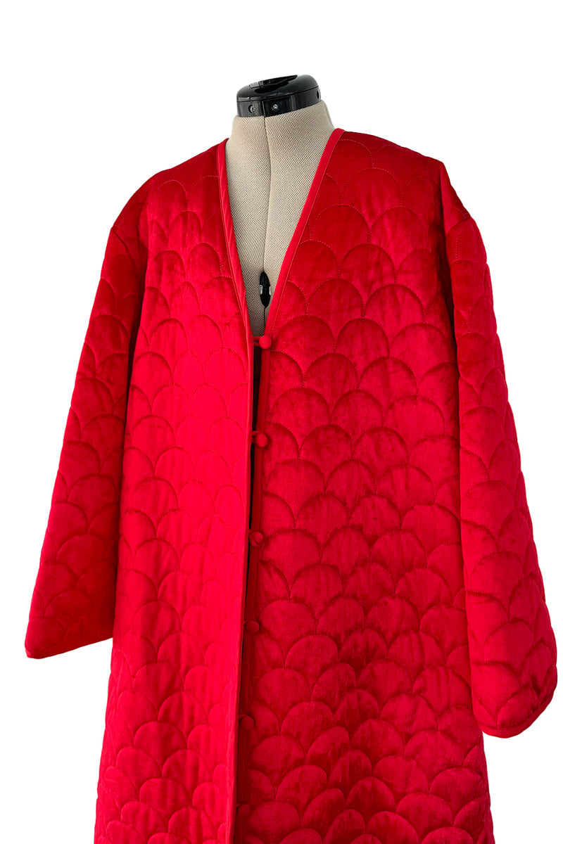 Fabulous 1980s Arnold Scaasi Brilliant Red Quilted Velvet Oversized Cocoon Button Front Coat