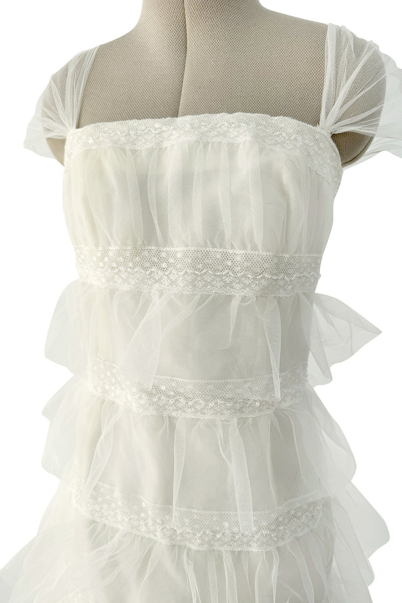 Dreamiest 2005 Blumarine Sposa Ivory Sulk & Tulle Ruffled Wedding Dress w Lace & Beading