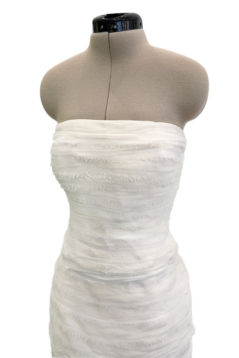 Divine Spring 2010 Oscar de la Renta Bridal Collection Strapless Ruffled Silk Organza, Silk Chiffon & Net Wedding Dress
