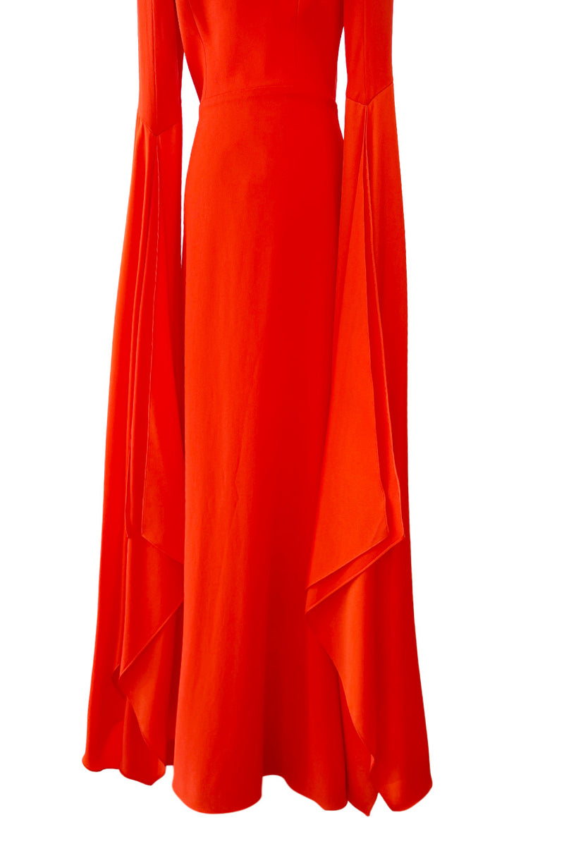 Striking Resort 2019 Alex Perry "Abigail" Brilliant Orange Full Length Capes Sleeve Dress w Open Back