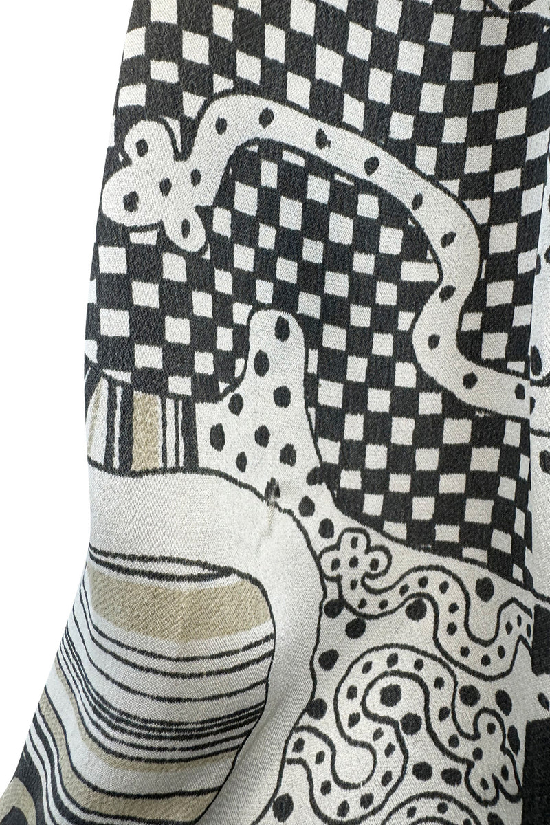 Beautiful & Rare 1970s Thea Porter Balloon Sleeve Grey Toned Printed Top w Pointed Collar