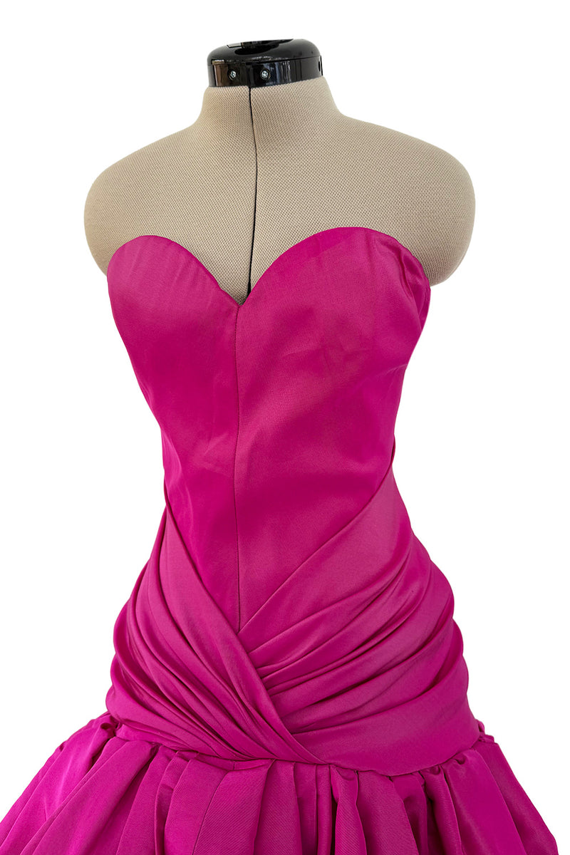 Spectacular Spring 2005 Oscar de la Renta Runway Look 53 Strapless Deep Pink Silk Dress w Full Skirts