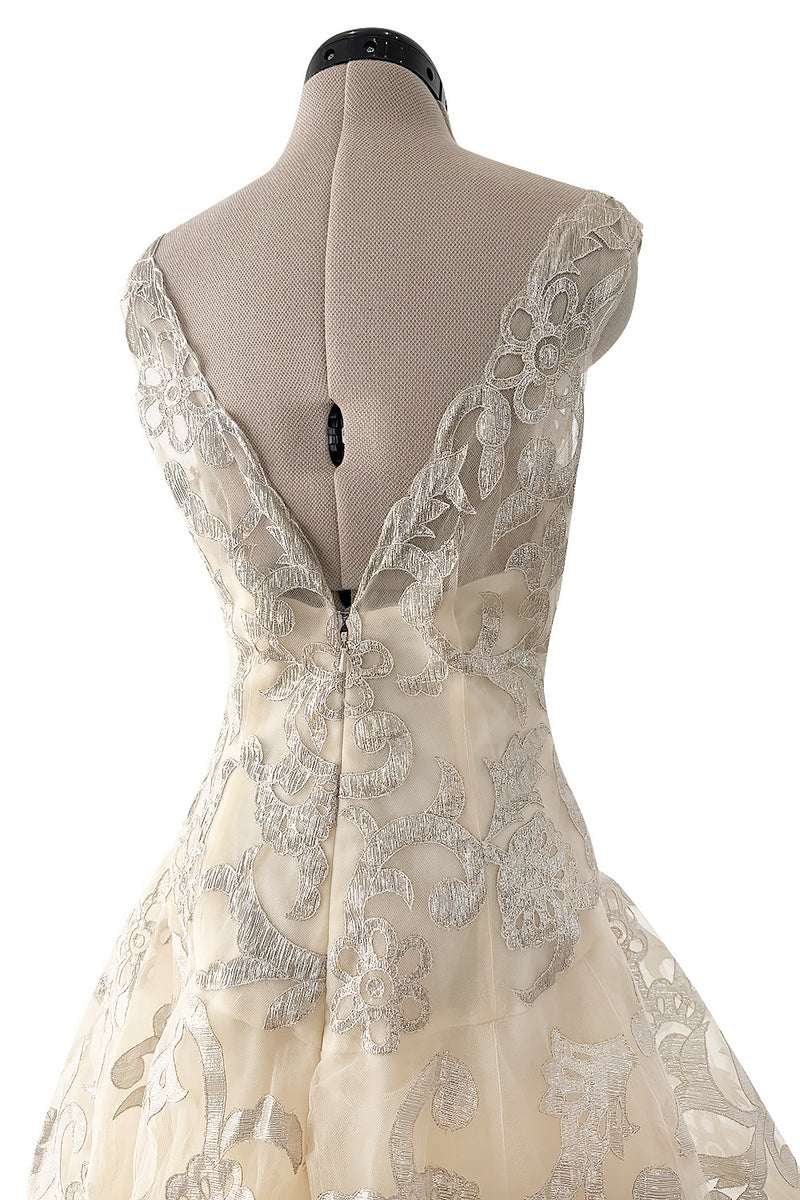 Dreamy Pre-Fall 2015 Oscar de la Renta Look 36 Metallic Gold Applique & Ivory Net Dress