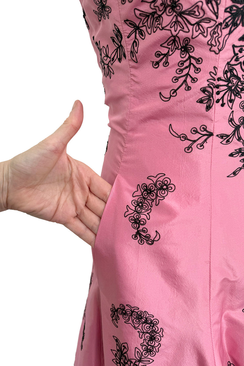 Exceptional Spring 2004 Oscar de la Renta Runway Look 39 Strapless Pink Silk w Black Embroidery & Beads