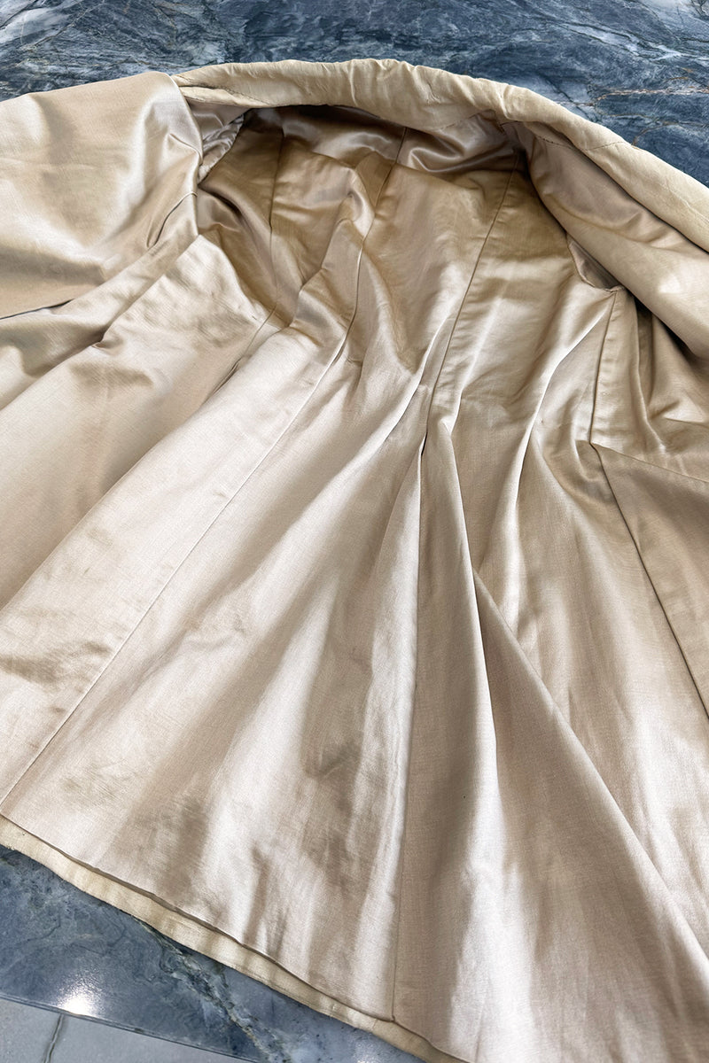 Incredible 1920s or Earlier Unlabeled Ultra Fine Natural Linen Jacket w Hand Carved Buttons