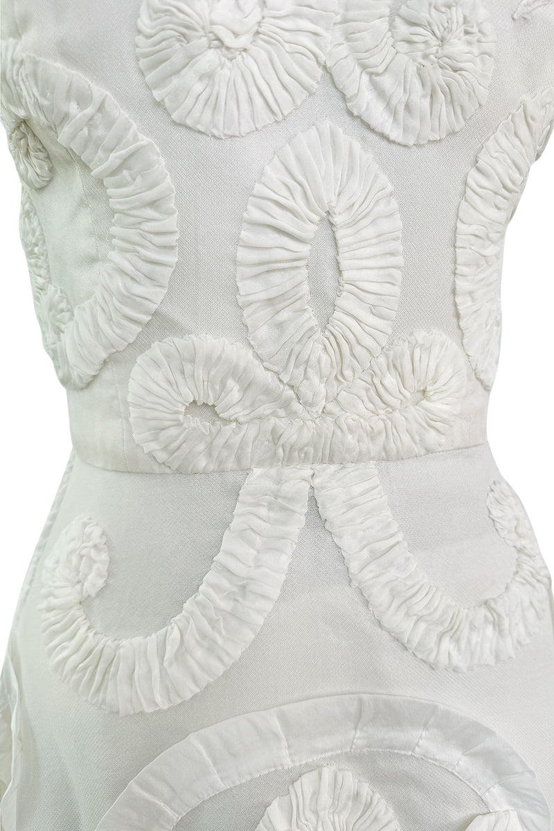 Dreamy Fall 2007 Oscar de la Renta Silk Organza Strapless Wedding Dress w Silk Ribbon Embellishment Detailing