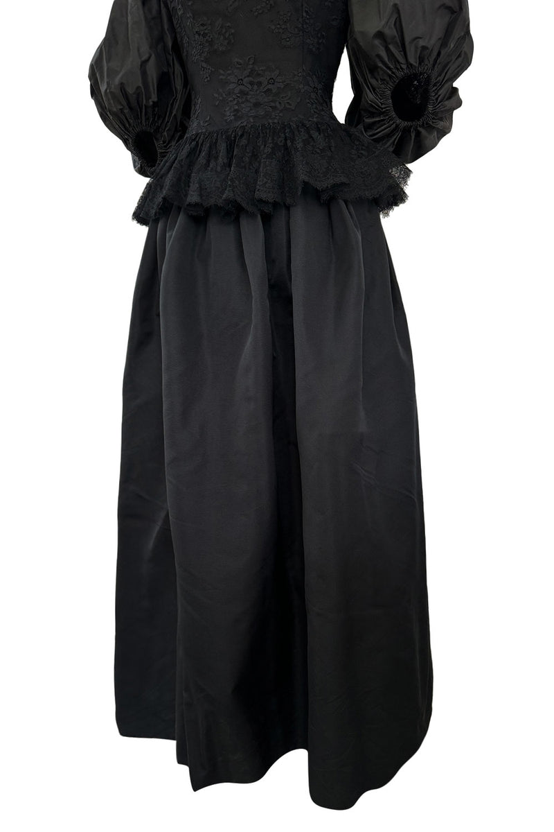 Romantic 1980s Oscar de la Renta Backless Black Silk & Lace Dress w Killer Pouf Sleeves