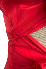 Iconic Spring 2002 Valentino Closing Look 94 Runway Red Silk Bow Dress