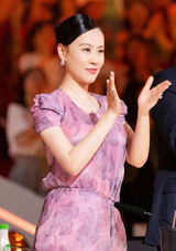 Prettiest Spring 2019 Giorgio Armani Runway Look 38 Dusty Pink Silk Organza Printed Floral Dress