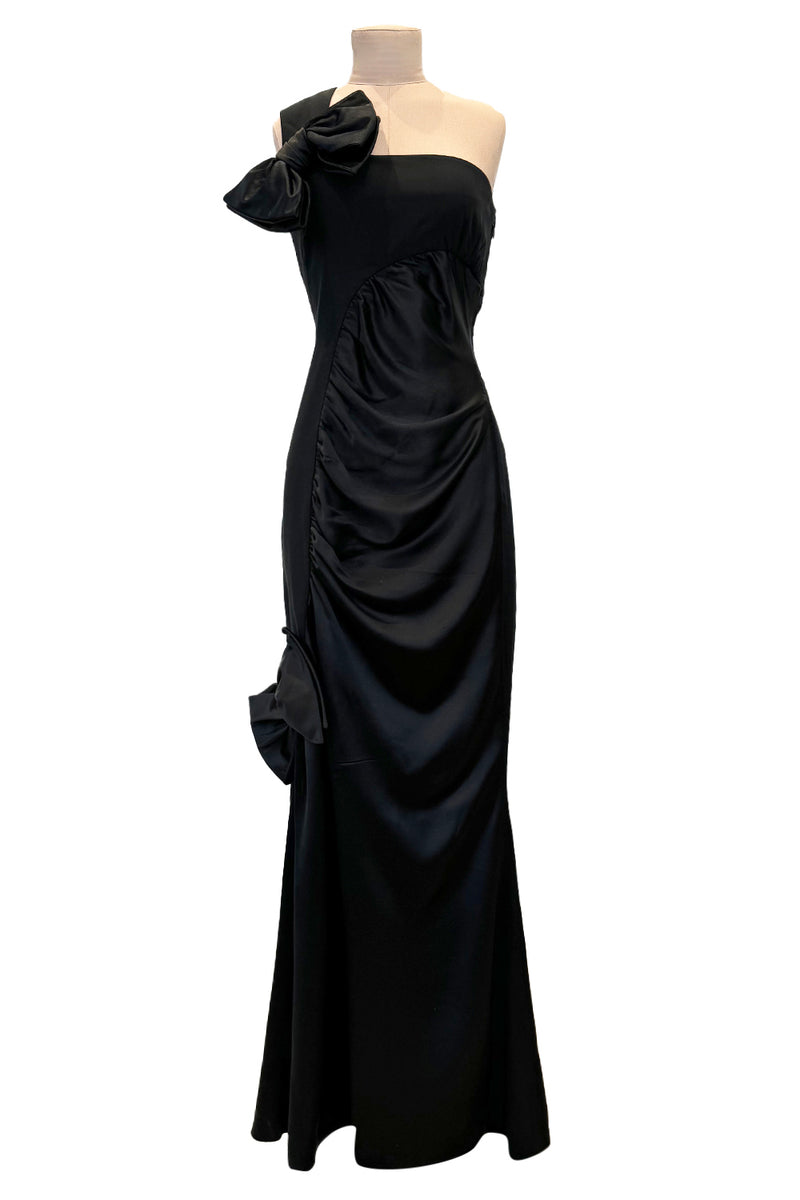 Stupendous Spring 2008 Valentino Runway One Shoulder Black Dress w Bow Details & Slit