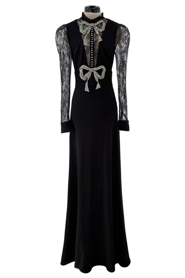 Fall 2009 Gucci by Frida Giannini Black One Shoulder Jersey