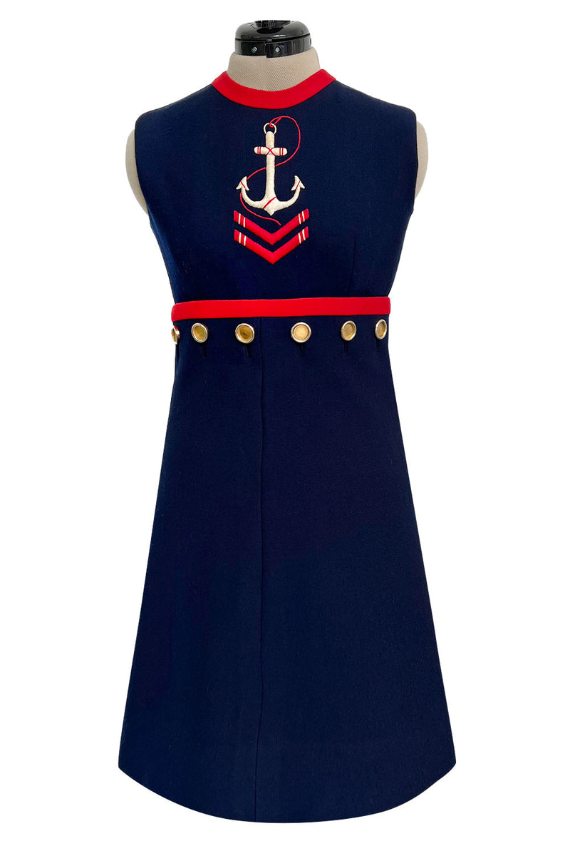 Museum Held Spring 1968 Norman Norell Unlabeled Couture Blue Button & Shrimpton Couture Museum Held Spring 1968 Norman Norell Unlabeled Couture Blue Button & Shrimpton Couture