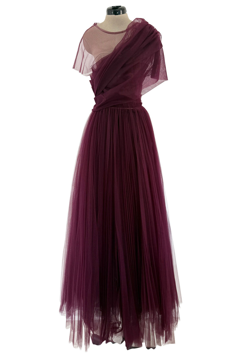 Gorgeous Resort 2020 Khaite Look 21 Burgundy Net Full Skirted Dress & Shrimpton Couture Gorgeous Resort 2020 Khaite Look 21 Burgundy Net Full Skirted Dress & Shrimpton Couture