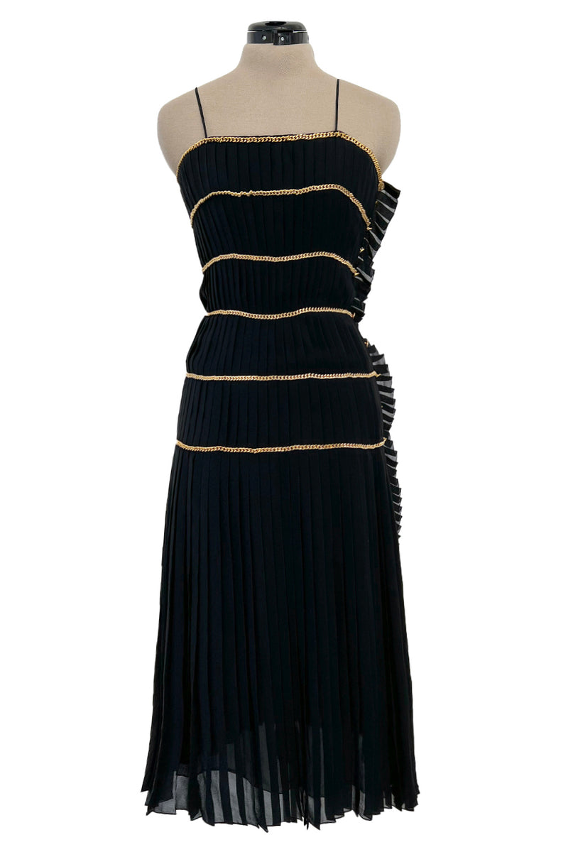 Incredible Spring 1988 Chanel by Karl Lagerfeld Runway Black Pleated S Shrimpton Couture Incredible Spring 1988 Chanel by Karl Lagerfeld Runway Black Pleated S Shrimpton Couture