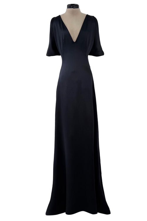 Fabulous 2010 Alexander McQueen Bias Cut Liquid Black Silk Dress w Amazing Wide Loop Sleeves