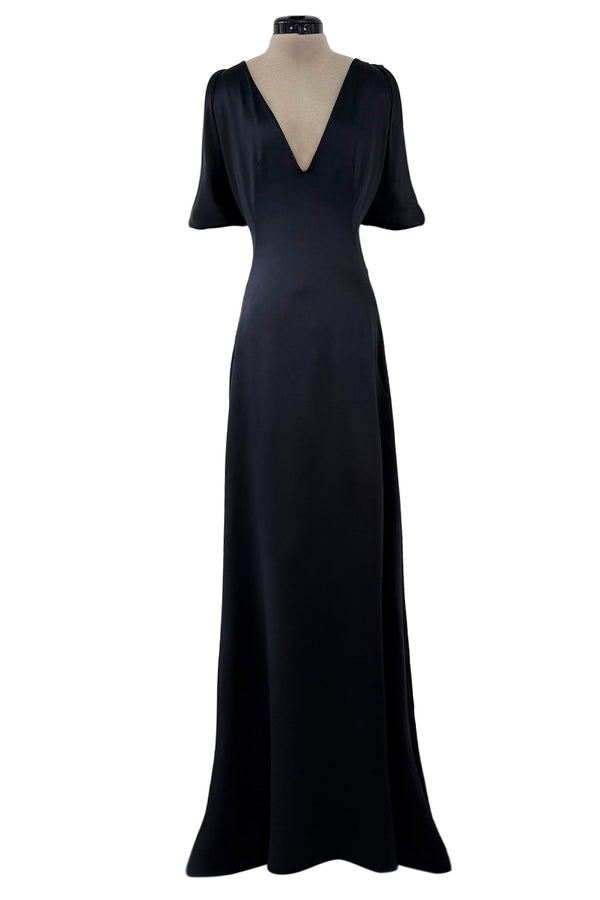 Fabulous 2010 Alexander McQueen Bias Cut Liquid Black Silk Dress w Amazing Wide Loop Sleeves