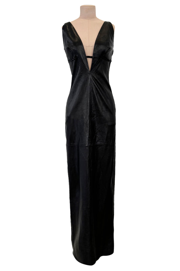 Exceptional Fall 2000 Richard Tyler Couture Plunging Front & Open Back Sculpted Black Ultrasoft Leather Dress
