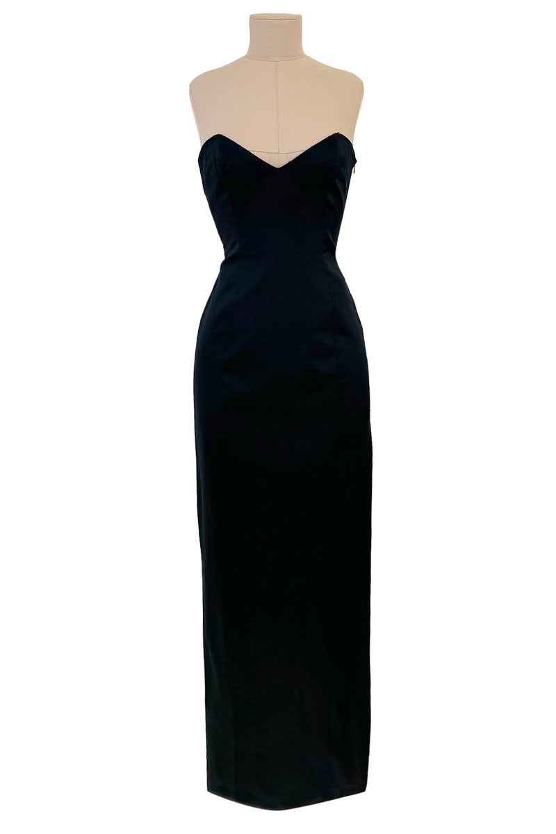 Perfectly Minimalist 1990s Richard Tyler Couture Sleek Sweetheart Neckline Strapless Black Silk Dress