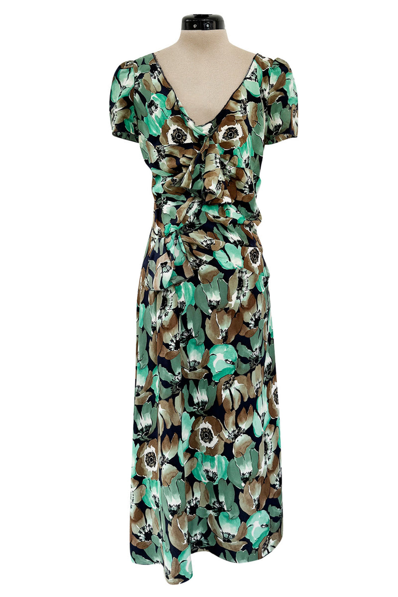 Prettiest 2019/2020 Prada 40s Inspired Lightweight Silk Dress w Green Shrimpton Couture Prettiest 2019/2020 Prada 40s Inspired Lightweight Silk Dress w Green Shrimpton Couture