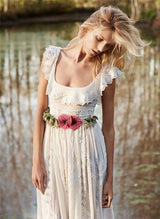 Romantic Resort 2015 Valentino by Pierpaolo & Piccioli & Maria Grazia Chiuri Cotton Embroidered Dress w  Flower Belt