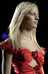 Iconic Spring 2002 Valentino Closing Look 94 Runway Red Silk Bow Dress