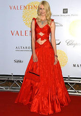 Iconic Spring 2002 Valentino Closing Look 94 Runway Red Silk Bow Dress