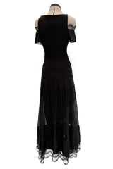 Chic Cruise 2007 Chanel by Karl Lagerfeld Black Knit & Lace Detailed Dress w Little Attached Mini Sleeves