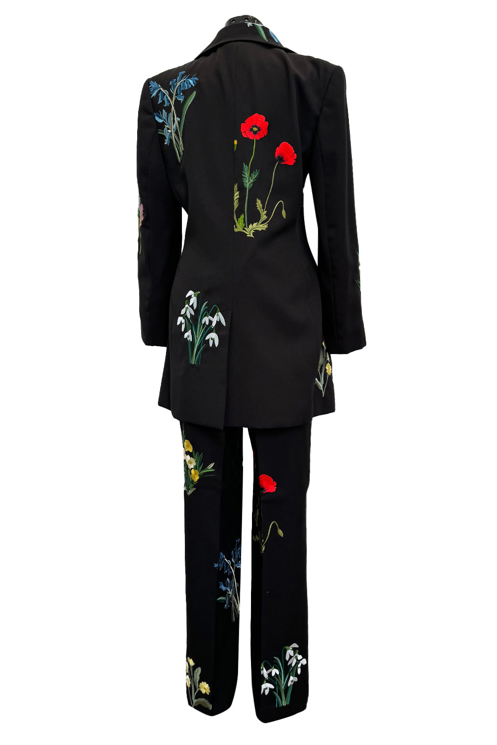 Prettiest Resort 2016 Stella McCartney Look 8 Crisply Tailored