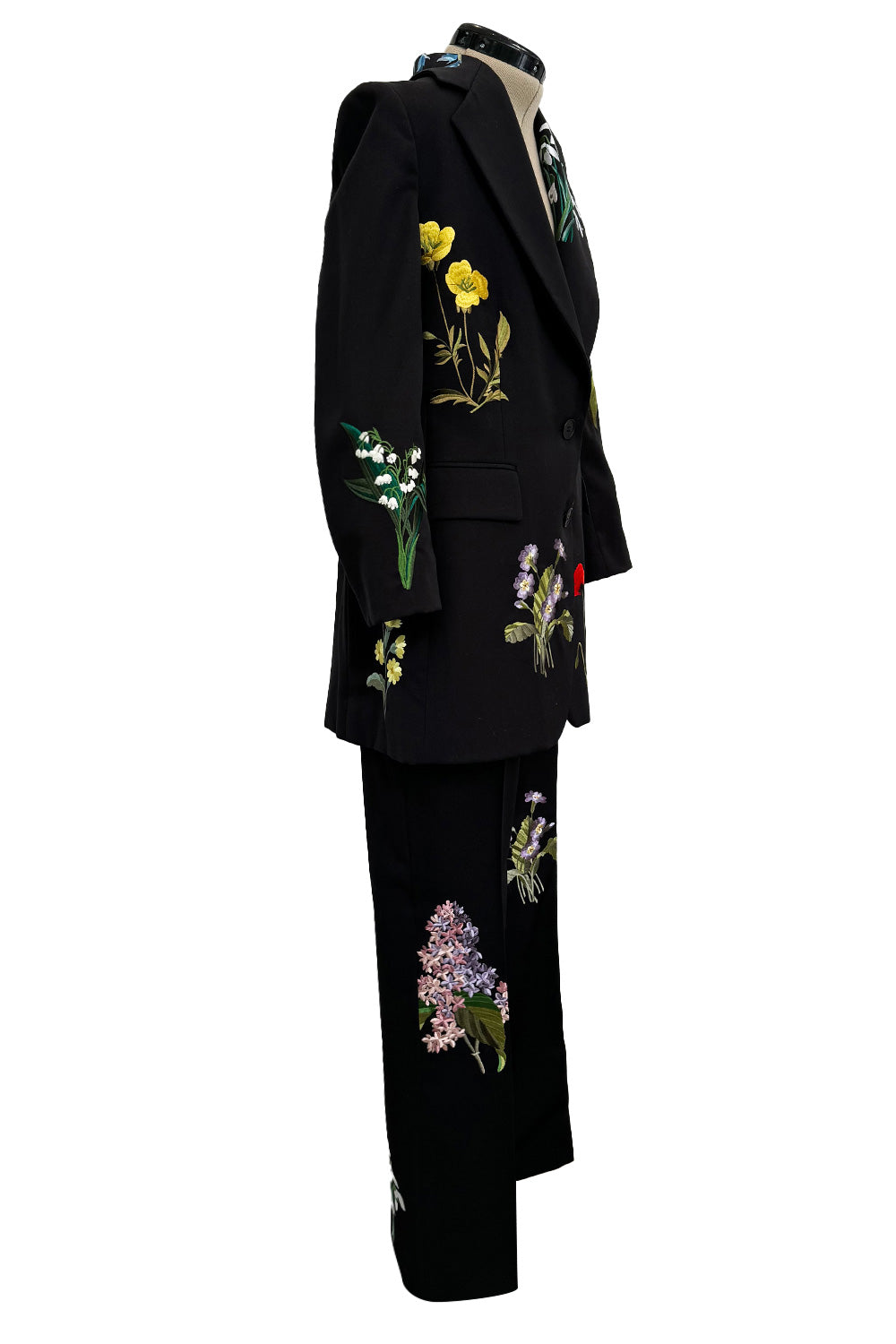 Prettiest Resort 2016 Stella McCartney Look 8 Crisply Tailored