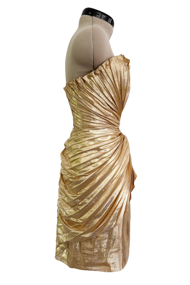 Outstanding Fall 1986 Thierry Mugler Pleated Metallic Gold Lurex Pleated Strapless Bodice 'Shell' Dress Outstanding Fall 1986 Thierry Mugler Pleated Metallic Gold Lurex Pleated Strapless Bodice 'Shell' Dress