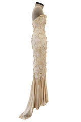 Dreamy Spring 1984 Emanuel Ungaro Haute Couture Runway Ivory Applique Lace & Silk Dress