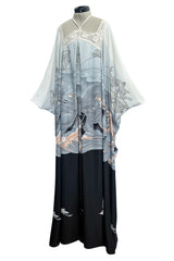 Outstanding 1970s Jean Varon Crane & Ocean Print Jersey Caftan Dress w Hand Crocheted Collar